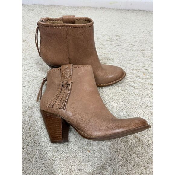 Jack Rogers Shoes - Jack Rogers‎ Women's Greer Oak Tan Leather Block Heel Western Booties Size 7 M